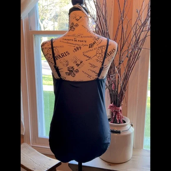 ‼️SOLD‼️ Swim Suit W/Speedo Goggles- NEVER WORN- Size: L - 🏊‍♀️ - Picture 5 of 14